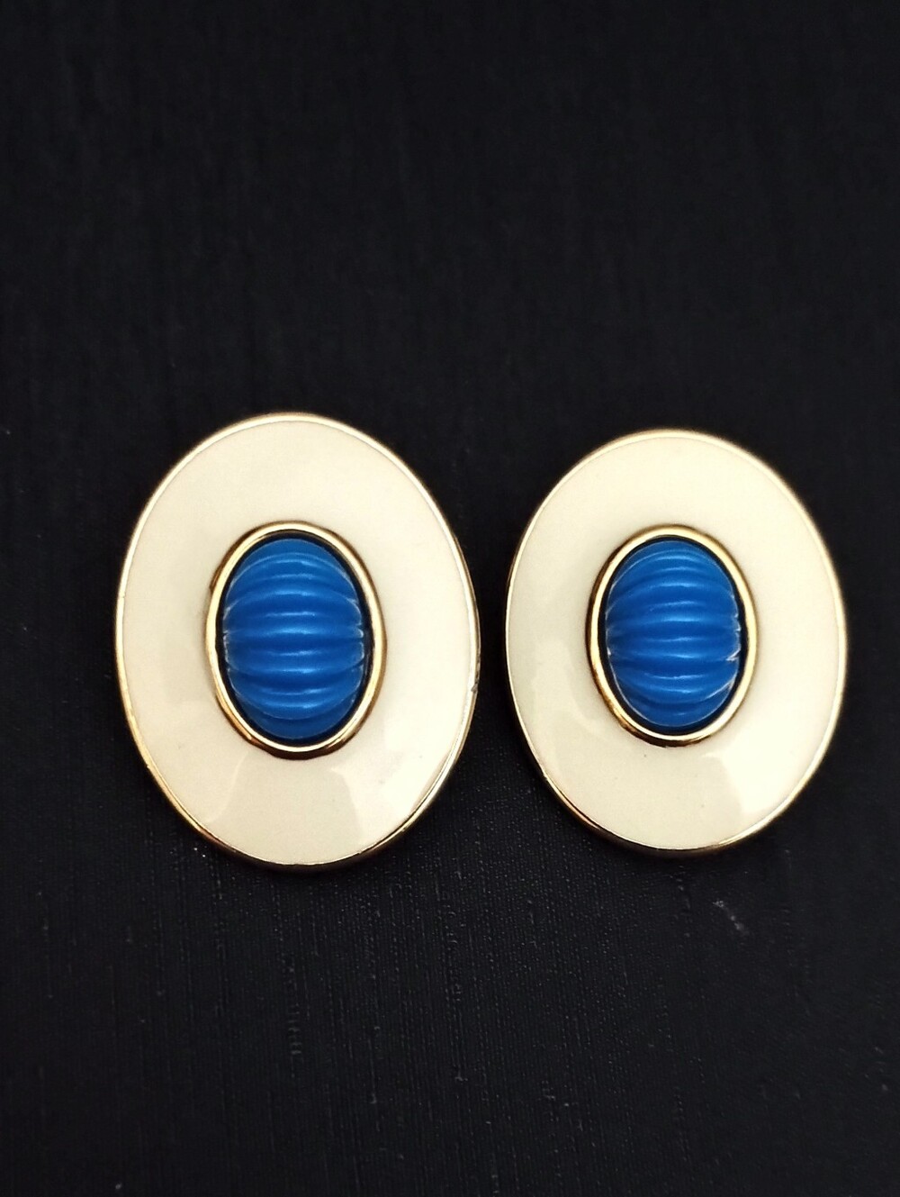 Vintage Cream and Blue Oval Enamel Post -On Earrings